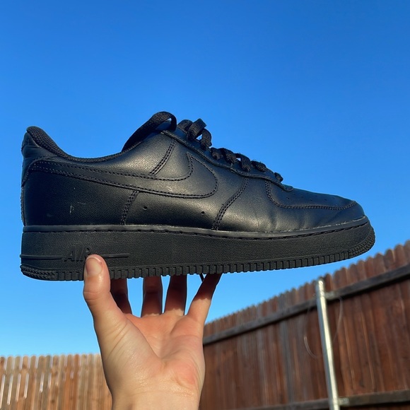 Black air force 1 (Used) - Picture 3 of 4